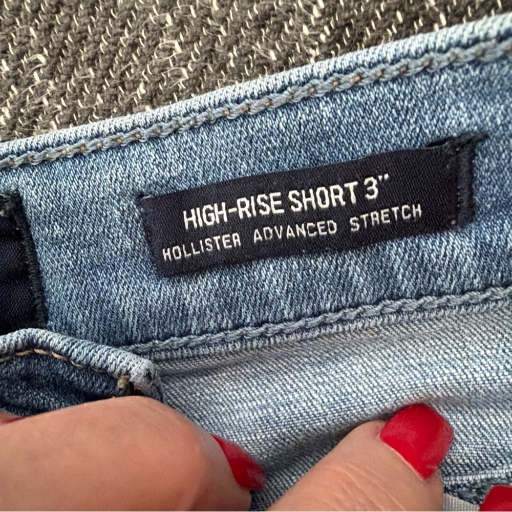 Hollister Denim Blue size 5 W 27 Hi Rise 10”Shortie 3” Blue Denim Stretch Shorts - Picture 3 of 6